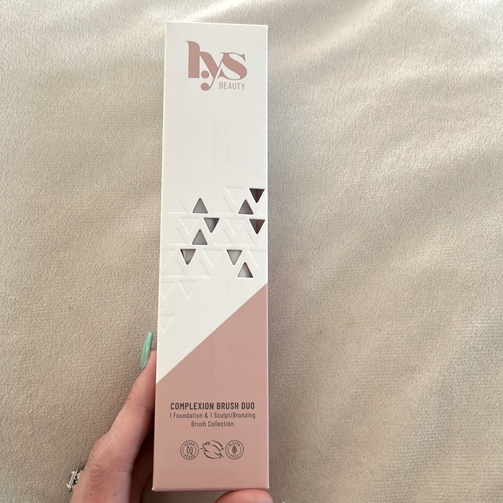 LYS Complexion Brush Duo MSRP $34